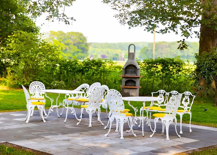 Gutshaus Kleine Goenn *